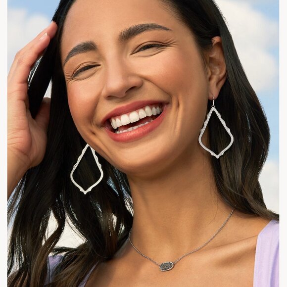 Kendra Scott Sophee Drop Earrings Rhodium (Silver colored) - Picture 5 of 7